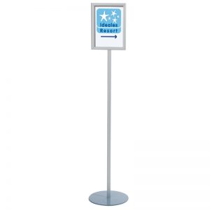Stand δαπέδου από προφίλ αλουμινίου, για προβολή αφίσας Α3 ή Α4, portrait ή landscape, για εσωτερικούς χώρους και καταστήματα